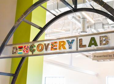 Discovery Lab Sign